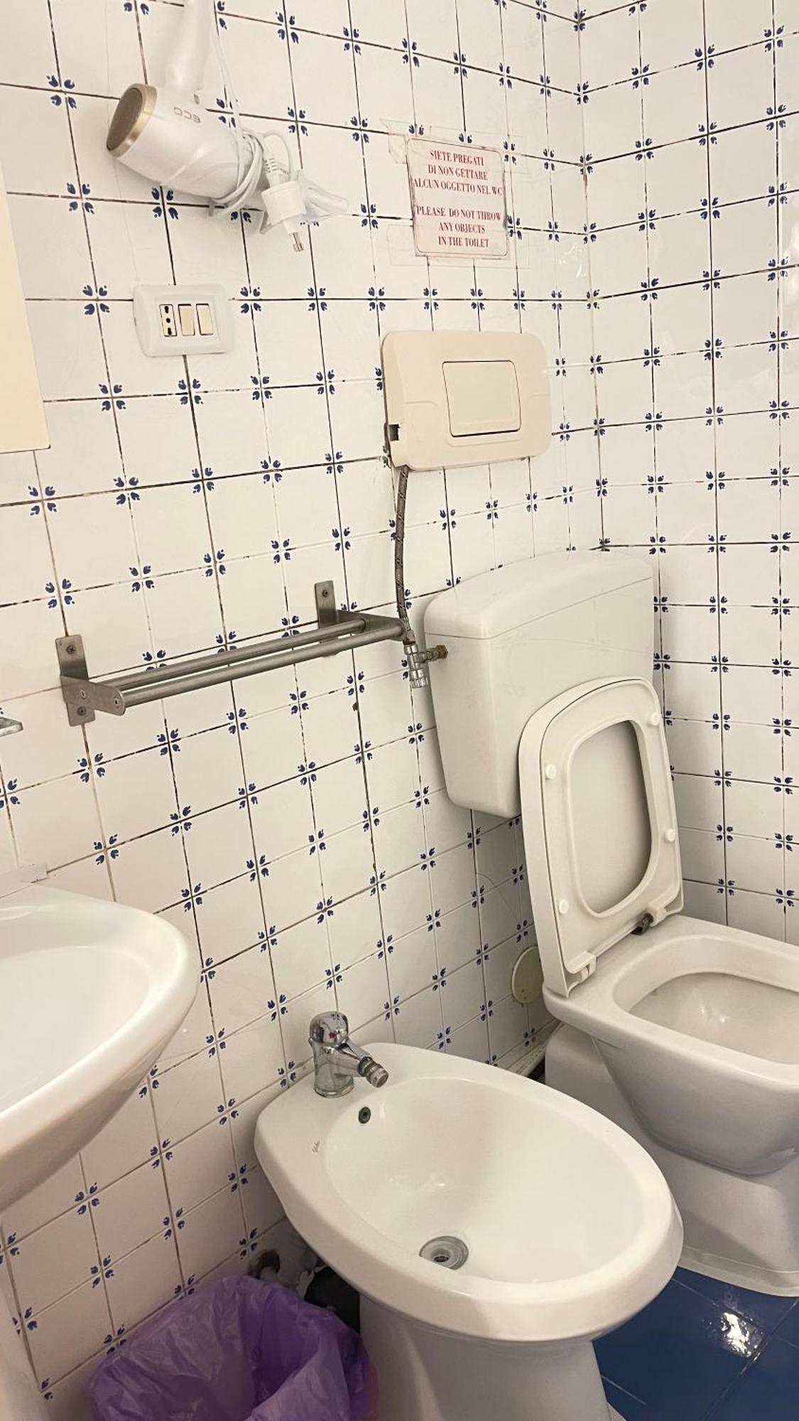Ai Baretti B&B Наполи Екстериор снимка