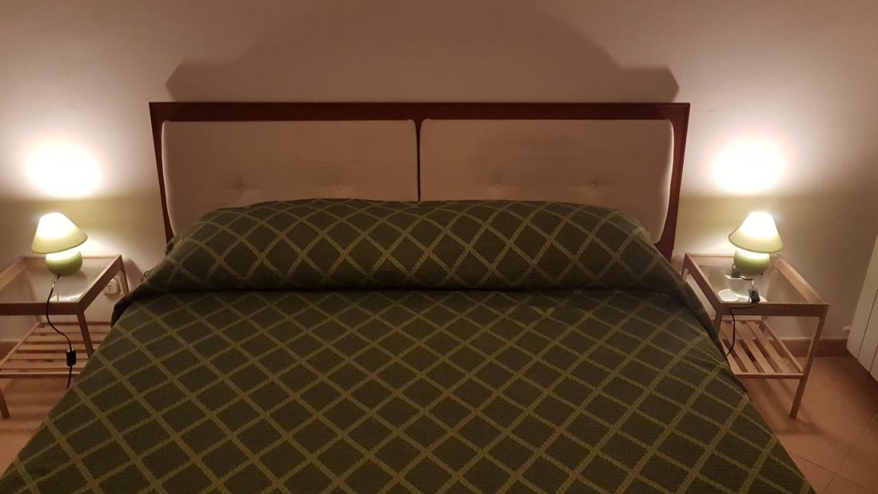 Ai Baretti B&B Наполи Екстериор снимка